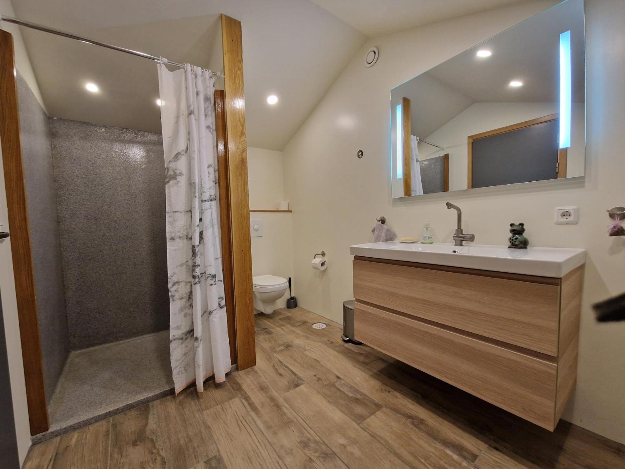 Svansholl Apartments Kaldrananes Экстерьер фото